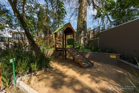 Image 32 - 232856